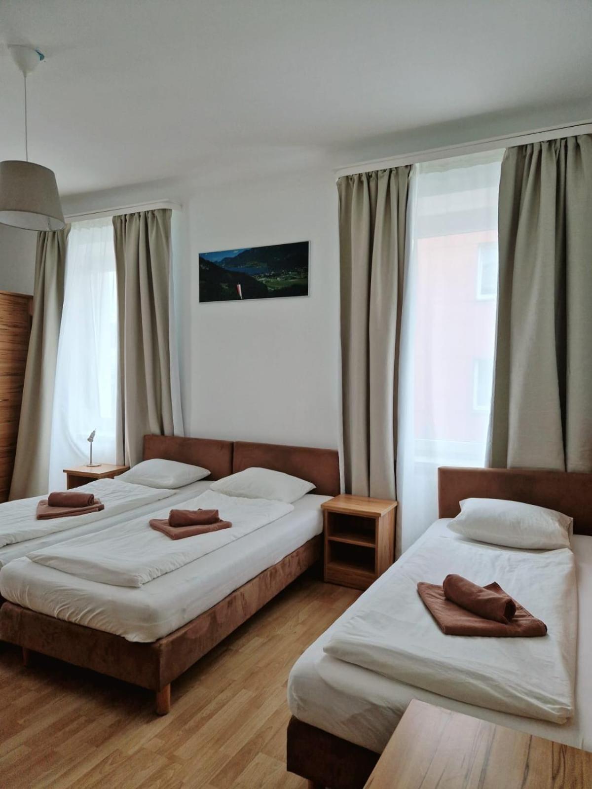 Pension Jahn Salzburg Buitenkant foto